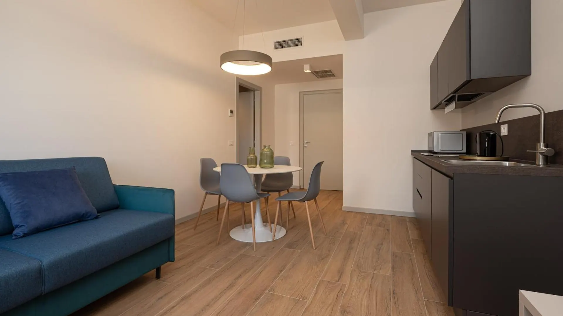 Mubra 55 Apartments 베로나